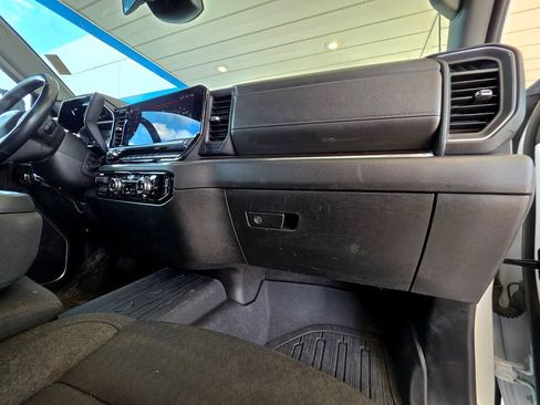 Used 2024 GMC Sierra 2500 SLE w/ SLE Value Package; AWD/4WD image 67