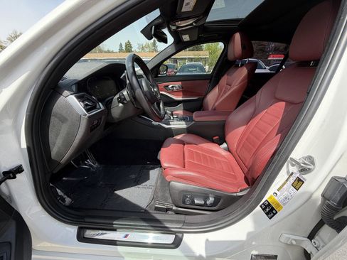 Used 2022 BMW 330i xDrive Sedan w/ M Sport Package AWD/4WD image 10