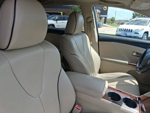 Used 2009 Toyota Venza AWD image 14