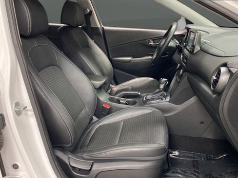 Used 2021 Hyundai Kona Limited AWD/4WD image 25