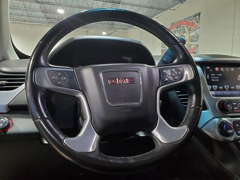 Used 2016 GMC Yukon SLE image 29
