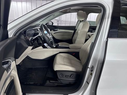 Used 2019 Audi e-tron Premium Plus w/ Cold Weather Package AWD/4WD image 45