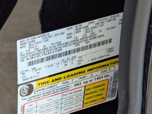 Used 2020 Lincoln Navigator Reserve w/ Cargo Convenience Package image 33