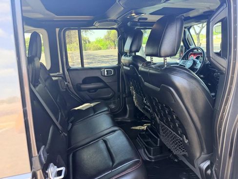 Used 2019 Jeep Wrangler Unlimited Rubicon image 28