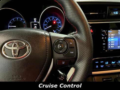 Used 2017 Toyota Corolla iM w/ All-Weather Mat Package FWD image 11
