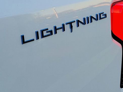 New 2023 Ford F150 Lightning Lariat image 11