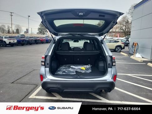 Used 2026 Subaru Forester Premium AWD/4WD image 12