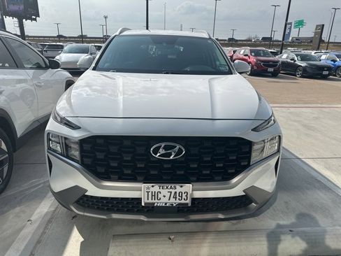 Used 2023 Hyundai Santa Fe SEL w/ Cargo Package image 3