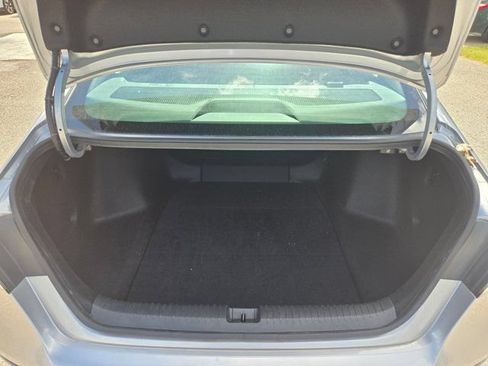 Used 2025 Honda Accord LX image 6