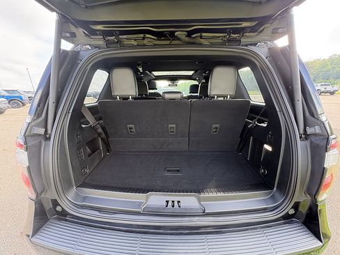 Used 2021 Ford Expedition Limited AWD/4WD image 15