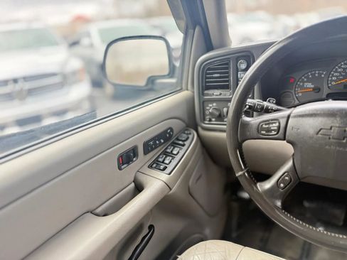 Used 2004 Chevrolet Tahoe Z71 w/ Z71 Preferred Equipment Group image 20