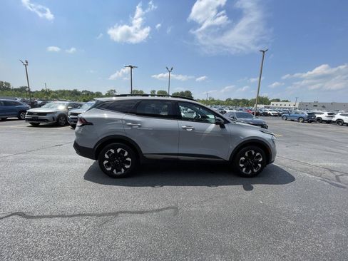 Used 2024 Kia Sportage X-Line w/ X-Line Premium Package AWD/4WD image 8