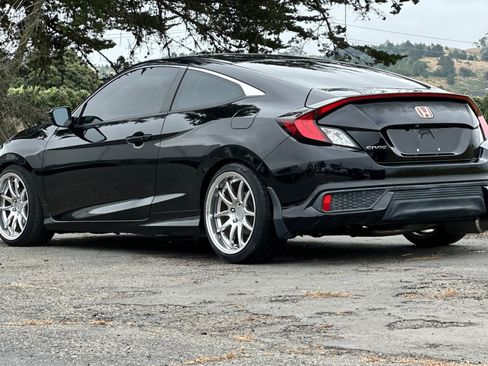Used 2016 Honda Civic LX-P image 3