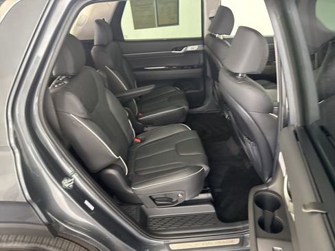 Used 2025 Hyundai Palisade Limited image 14