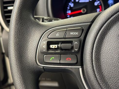 Used 2017 Kia Sportage LX image 31