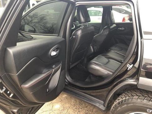 Used 2015 Jeep Cherokee Trailhawk w/ Comfort/Convenience Group image 15