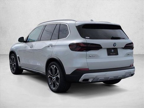 New 2026 BMW X5 xDrive50e AWD/4WD image 9