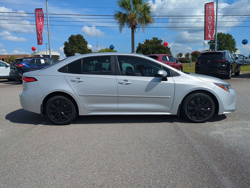 Certified 2023 Toyota Corolla LE FWD image 2