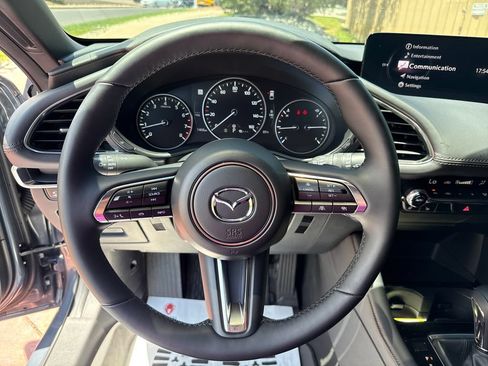 Used 2026 MAZDA MAZDA3 Hatchback w/Premium Plus Pkg AWD/4WD image 15