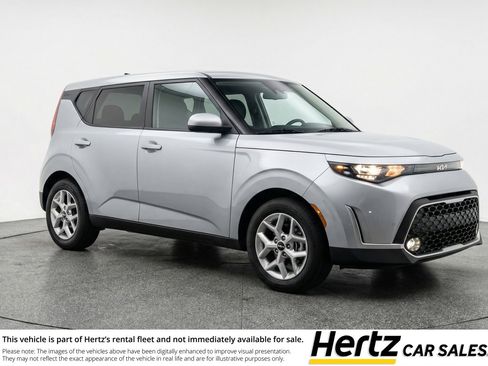 Used 2025 Kia Soul LX w/ LX Technology Package image 1