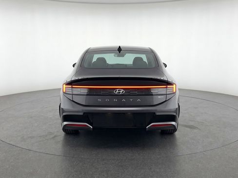 Used 2025 Hyundai Sonata SEL FWD image 7