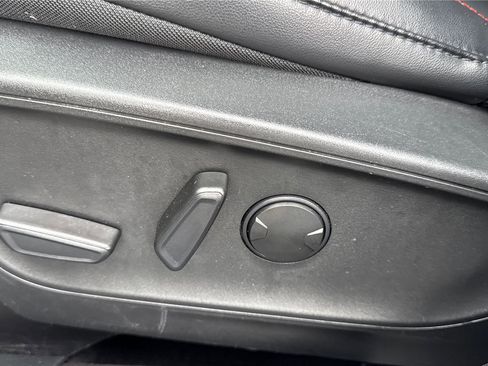 Used 2023 Ford Escape ST-Line image 19