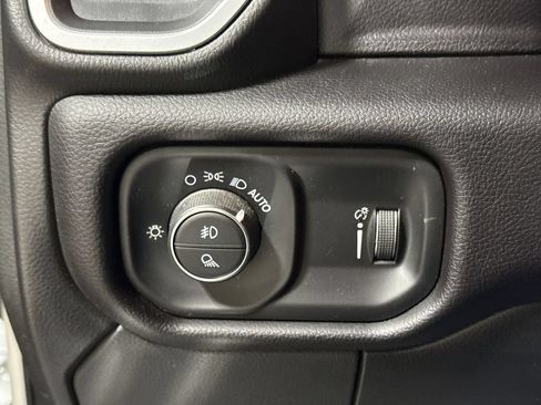 Used 2023 RAM 2500 Big Horn w/ Level 1 Equipment Group AWD/4WD image 18