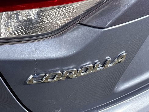 Used 2023 Toyota Corolla LE image 23
