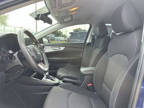 Certified 2024 Kia Forte LXS w/ LXS Technology Package FWD image 13