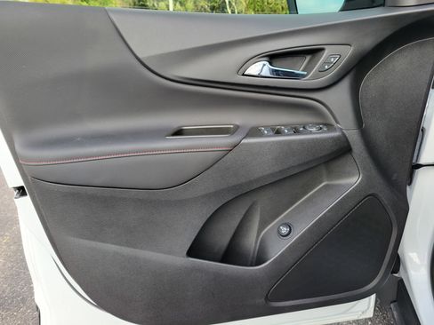 Certified 2023 Chevrolet Equinox RS w/ LPO, Cargo Package image 24