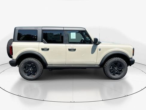 Used 2025 Ford Bronco Big Bend w/ Black Diamond Package AWD/4WD image 9