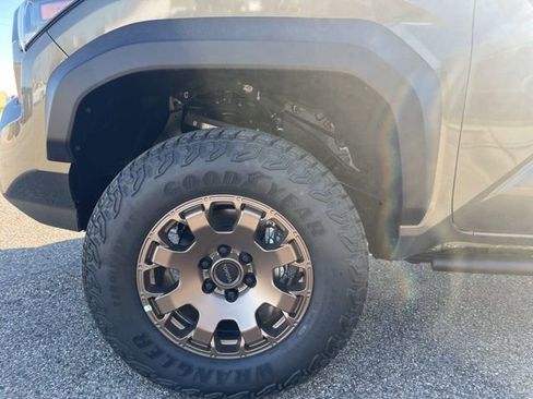 New 2026 Toyota Tacoma 4x4 Double Cab Hybrid image 13