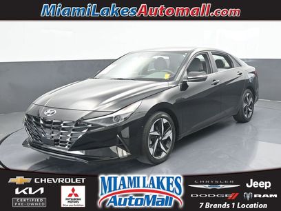 Used 2022 Hyundai Elantra SEL w/ Convenience + Premium Package