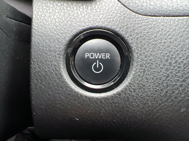 Used 2025 Toyota Camry LE FWD image 18