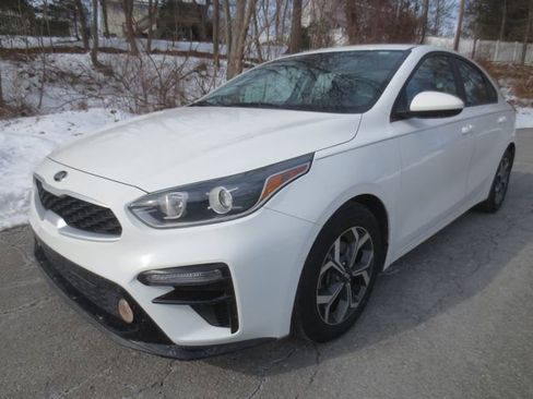 Used 2020 Kia Forte LXS image 1