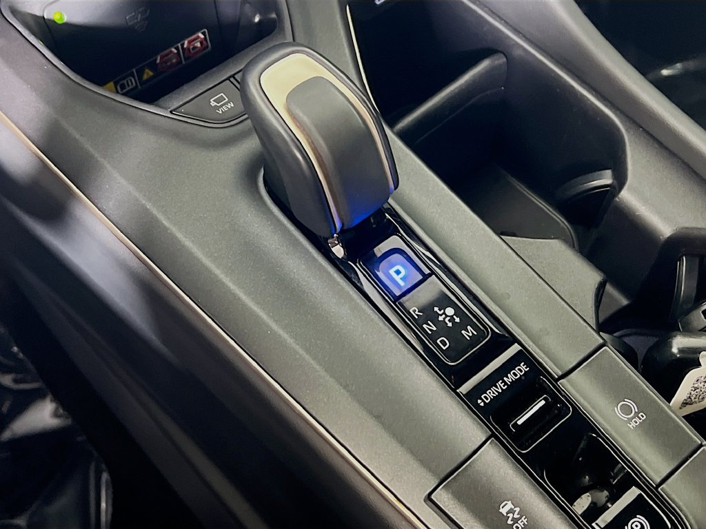 Certified 2023 Toyota Crown Platinum AWD/4WD image 15