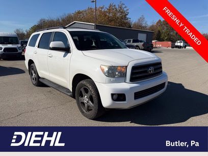 Used 2016 Toyota Sequoia SR5 w/ Sport Appearance Package