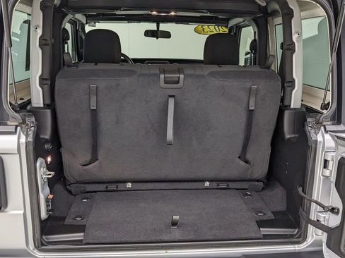 Used 2023 Jeep Wrangler Sport AWD/4WD image 6