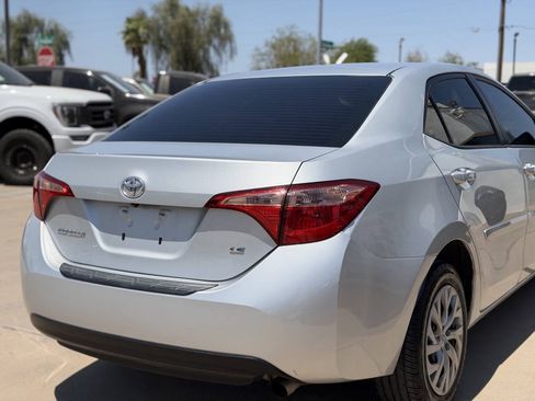 Used 2017 Toyota Corolla LE w/ Body Protection Package FWD image 4