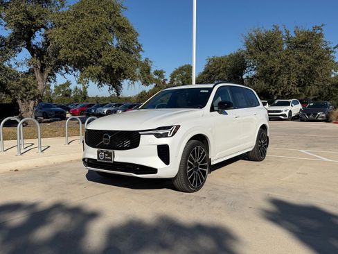 New 2026 Volvo XC90 B6 Ultra w/ Lounge Package AWD/4WD image 2