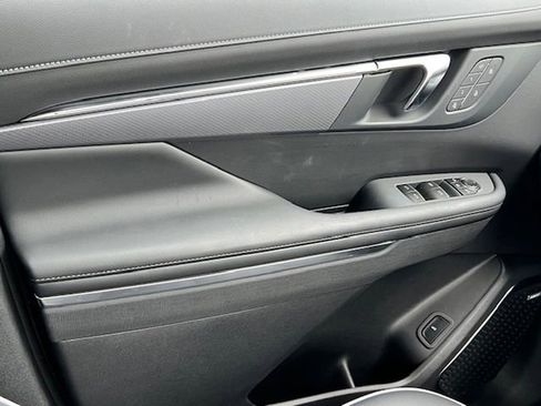 New 2025 Buick Enclave Sport Touring w/ Super Cruise Package image 31