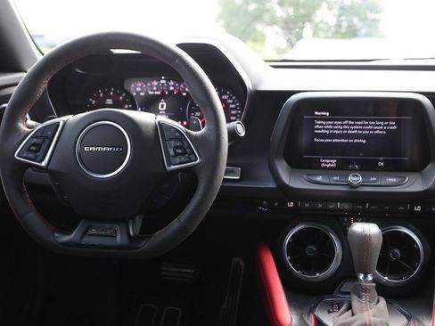 Used 2022 Chevrolet Camaro ZL1 RWD image 21
