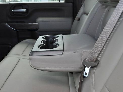 Used 2020 Chevrolet Silverado 2500 LTZ w/ LTZ Premium Package image 16