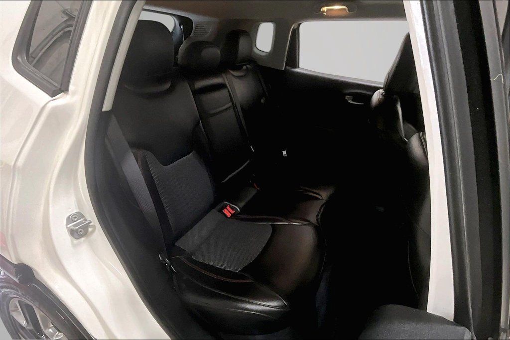 Used 2018 Jeep Compass Trailhawk w/ Navigation Group AWD/4WD image 25