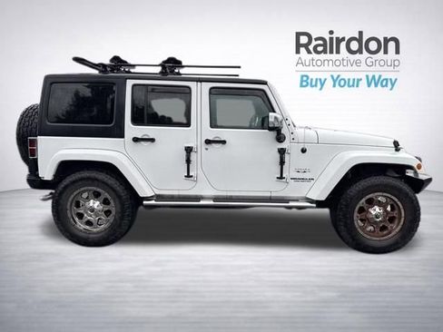 Used 2016 Jeep Wrangler Unlimited Sahara w/ Mopar Chrome Edition Group AWD/4WD image 14