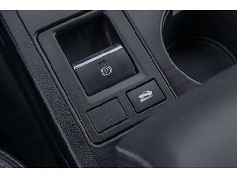 Used 2016 Subaru Legacy 3.6R Limited AWD/4WD image 25