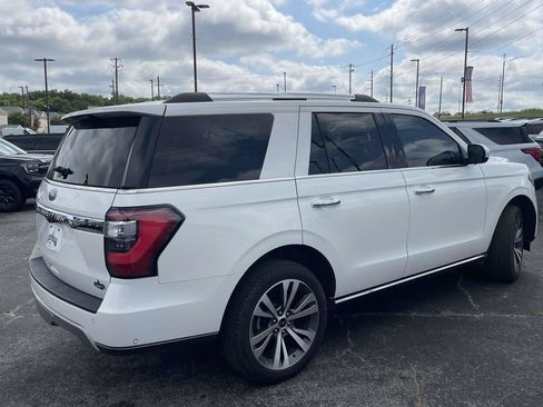 Used 2021 Ford Expedition Limited RWD image 3