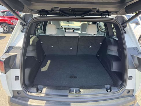 Used 2026 Jeep Cherokee Limited AWD/4WD image 15