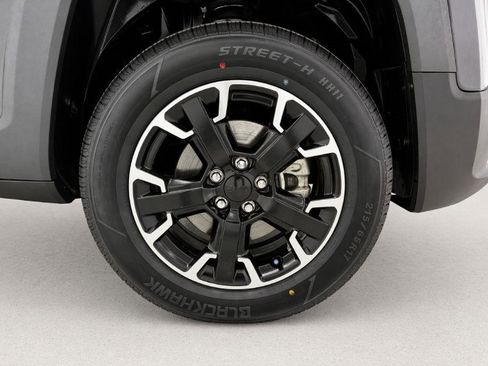 Used 2023 Jeep Renegade Latitude AWD/4WD image 29