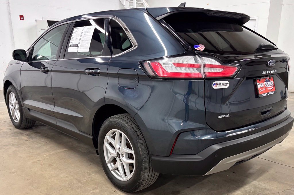 Used 2024 Ford Edge SEL w/ Convenience Package AWD/4WD image 4